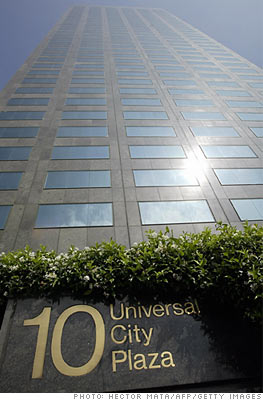 universal_city_plaza.gi